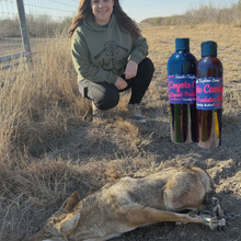 Load image into Gallery viewer, Coyote Candy Liquid Bait